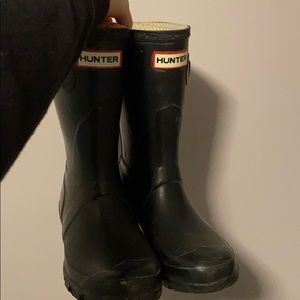 black hunter boots size 6.5